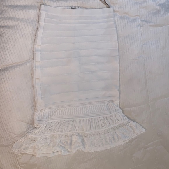 Herve Leger White Bandage Skirt with Flounce Lace Bottom ❤️ HL - Picture 4 of 5